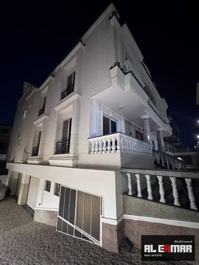Villa for sale, fully furnished, in the 9th District, Sheikh Zayed.