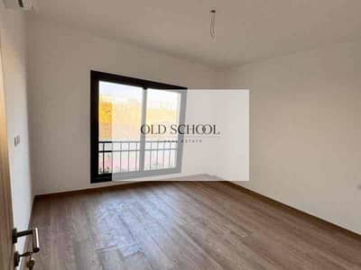 شقة للبيع ٣ غرف استلام فوري في فيفث سكوير المراسم Fifth Square Al Marasem