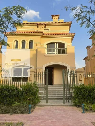 Standalon Villa View Pool Ready for Immediate Delivery in Al-Wuzara Neighborhood in La Vista Al-Shorouk