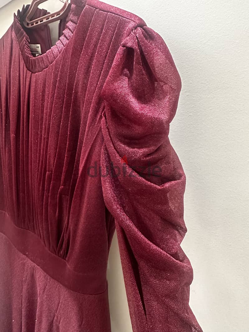 Maroon evening dress 1