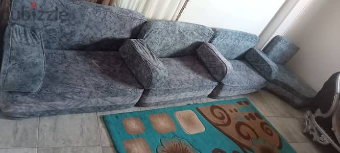 قاعده عربي تشبه الجديد بتتفرش ع الوجهين