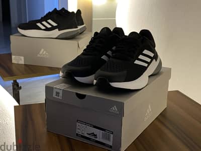 Adidas Running shoes size 43.5 كوتشي اديدادس جري رجالي