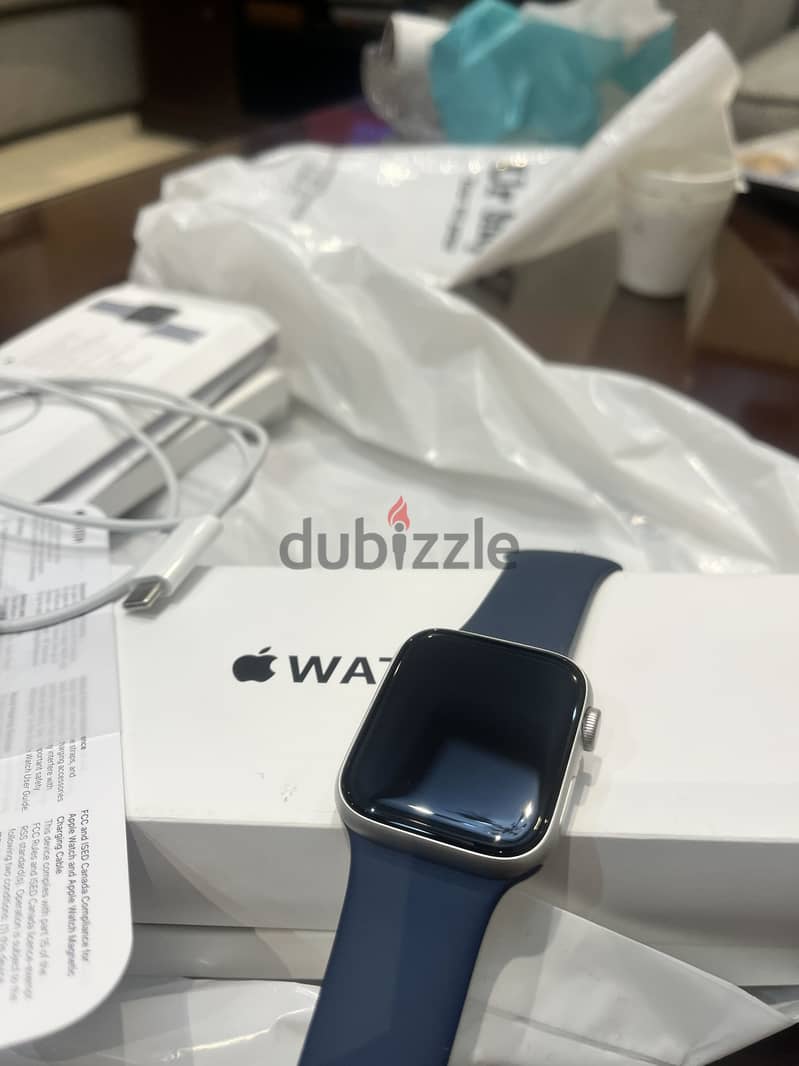 Apple Watch SE 44m(2nd generation) 5