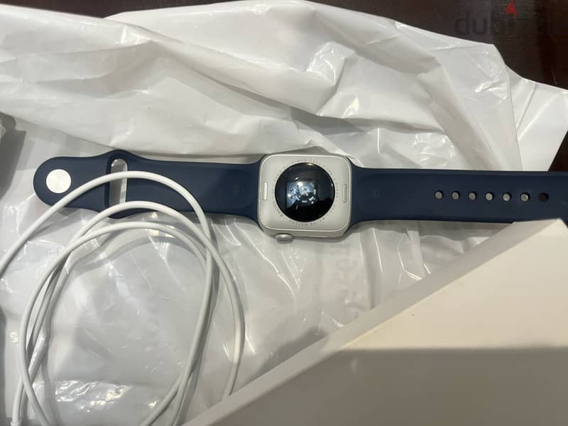 Apple Watch SE 44m(2nd generation) 8