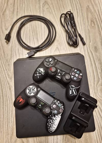 Playstation 4 Slim