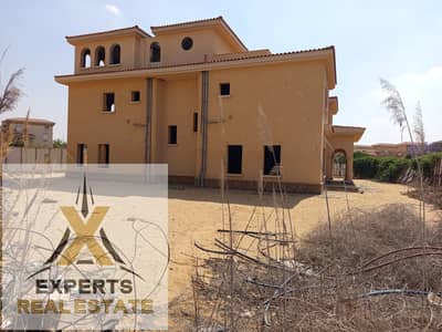 Large independent villa Model A Buildings 660m for sale in Madinaty