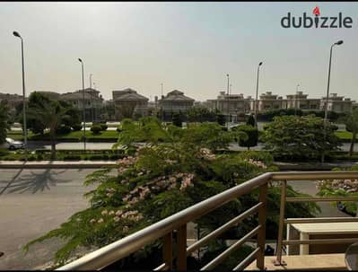 شقة فاخرة مميزة للبيع في جنوب الاكادمية ب بالفرش أو بدون