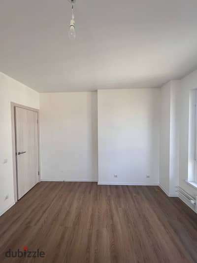 Fully finished 3-bedroom apartment for sale in a prime location in Beverly Hills, Sheikh Zayed Fully finished 3-bedroom apartment for sale in a prime location in Beverly Hills, Sheikh Zayed