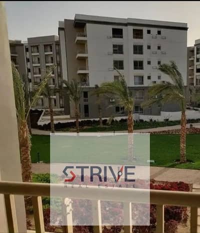 شقة 135 م بمقدم 5% على 8 سنين برايم لوكيشن بحري على فيو مفتوح دايركت على لاند سكيب في كمبوند هايد بارك التجمع الخامس القاهرة الجديدة