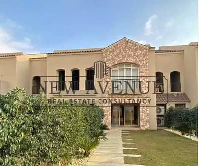 Ready to move townhouse for sale at Green Square Sabbour Mostakbal City, Prime Location