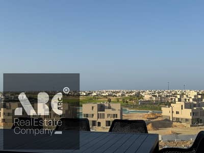 Luxury Penthouse for Sale in Hacienda Bay – Lakeyard | Golf & Lagoon View + Spacious 90 sqm Terrace, Ready to Move