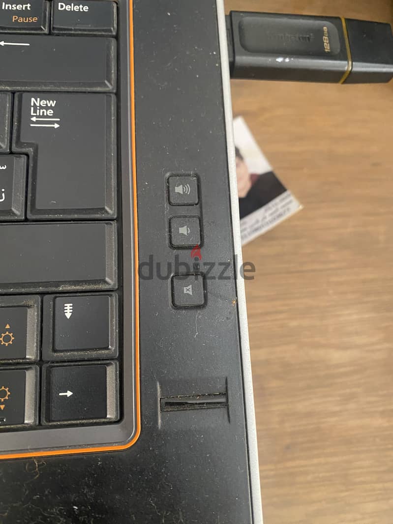 لاب توب Dell 1