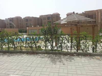 شقه في كمبوند مينا ريزيدنس متشطيه تشطيب فاخر فيو حمام سباحه Mena residence