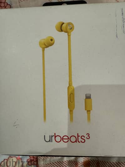 سماعات UR BEATS3 شبه جديدة بالكرتونة للآيفون او الآيباد