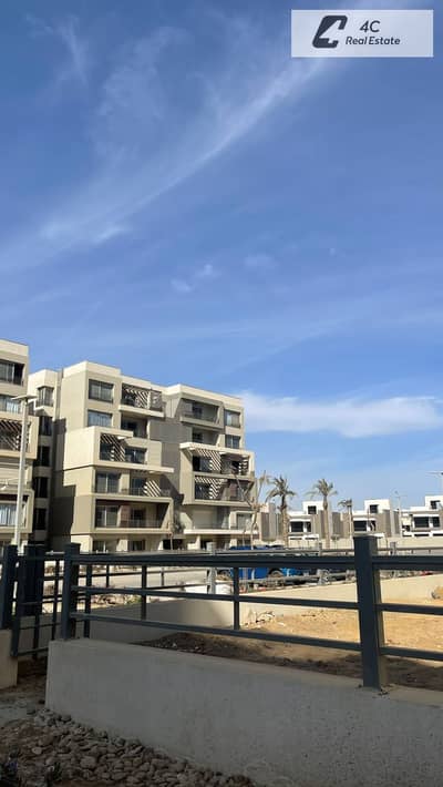 شقة كورنر بجاردن  3 غرف نوم، بأقل من سعر السوق استلام فورى فيو لاند سكيب  في موقع متميز في بالم هيلز palm hills new cairo  القاهرة الجديدة.
