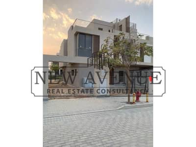 توين هاوس للبيع في سوديك إيست  بمقدم و اقساط على 7 سنين هليوبليس الجديدة - Sodic East New Heliopolis