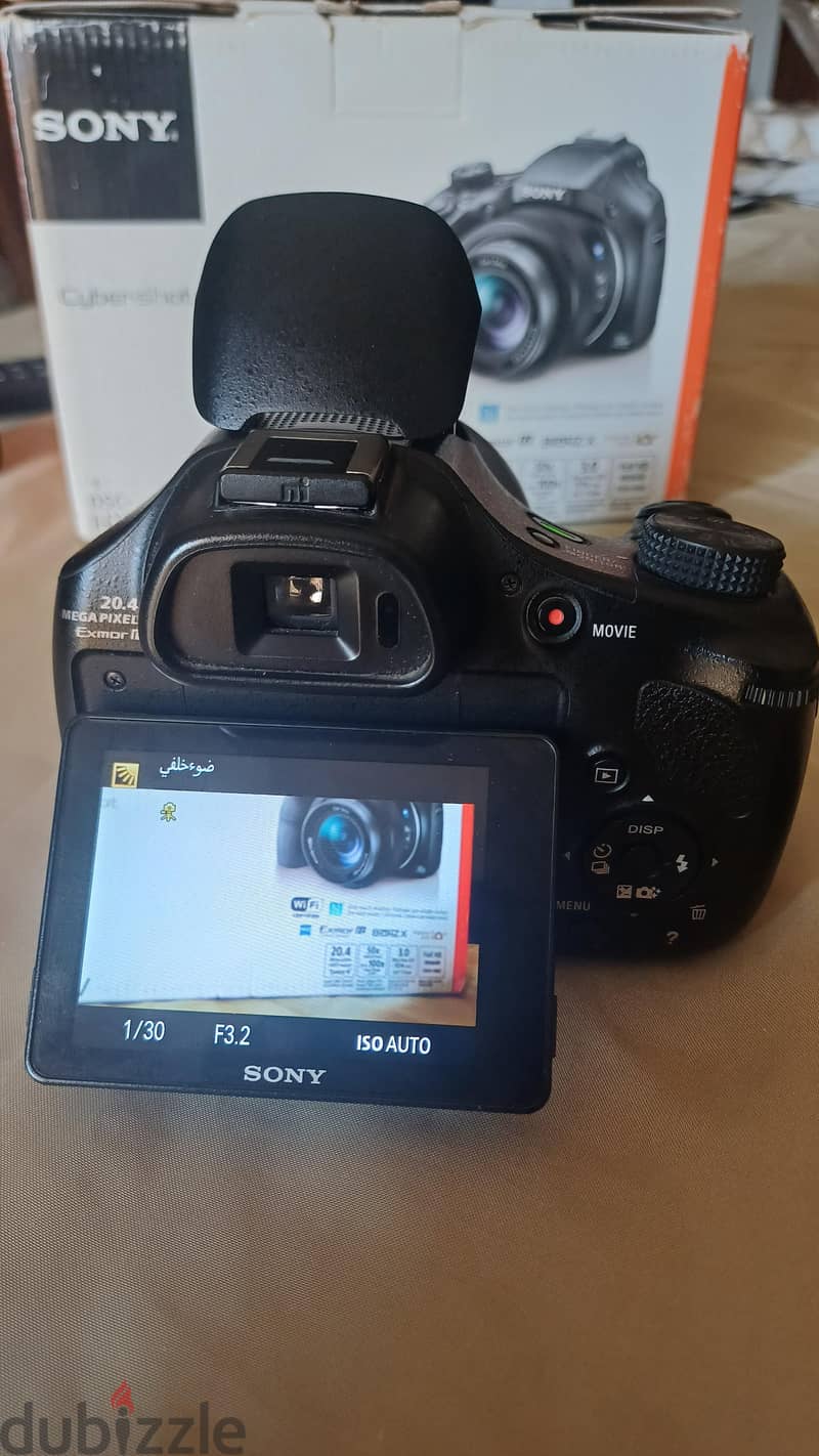 Sony Cyber-shot DSC-HX400V 1