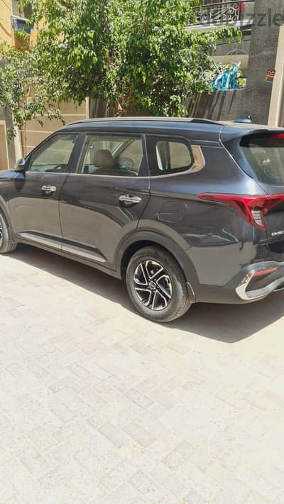 KIA carens