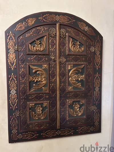 Wall wooden decorative window