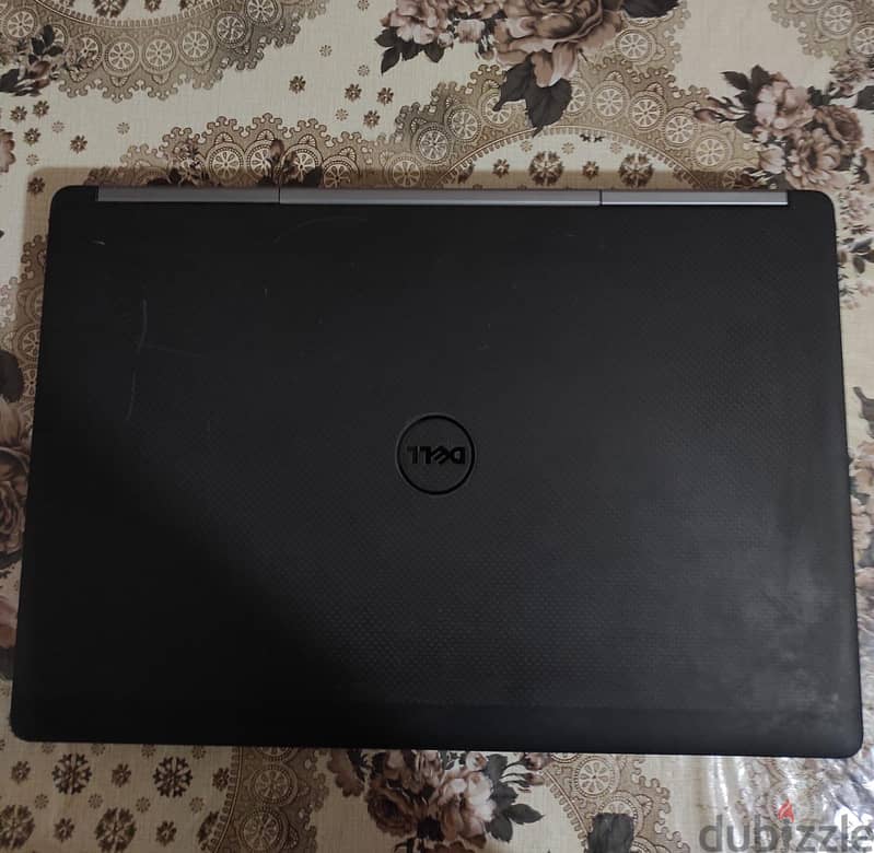 Dell Precision 7720 1