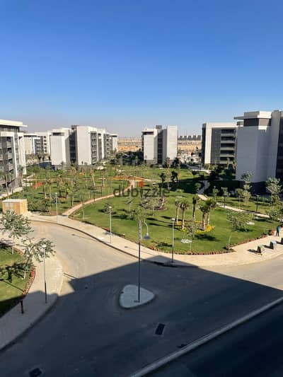 100م فيو مفتوح على وايد جاردن دور رابع تشطيبات بالفرش بسعر مميز