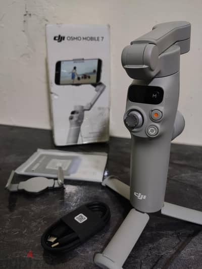 DJI OSMO MOBILE 7