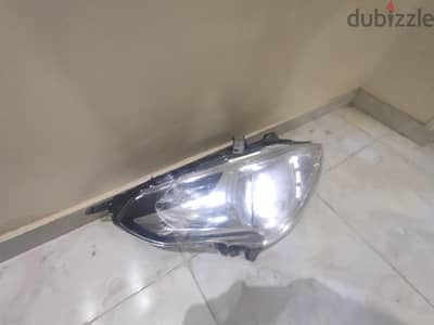فانوس نيسان صني N17  أمامي  يمين