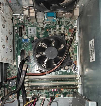 باندل AM4كامل: بوردة HP ومعالج A10-8770  وكارت R7 قوي