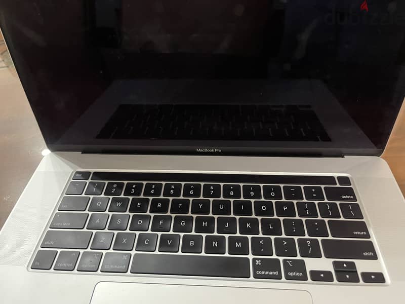 MacBook pro 2019 6
