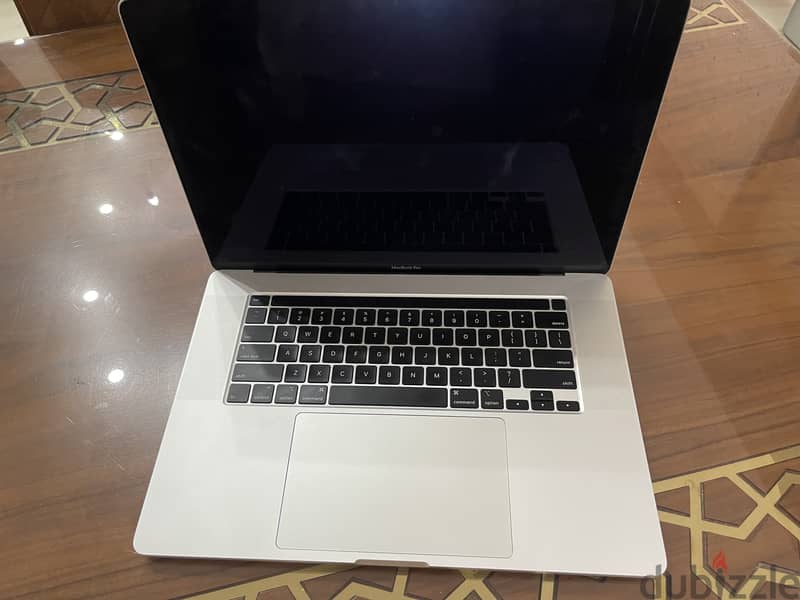 MacBook pro 2019 7
