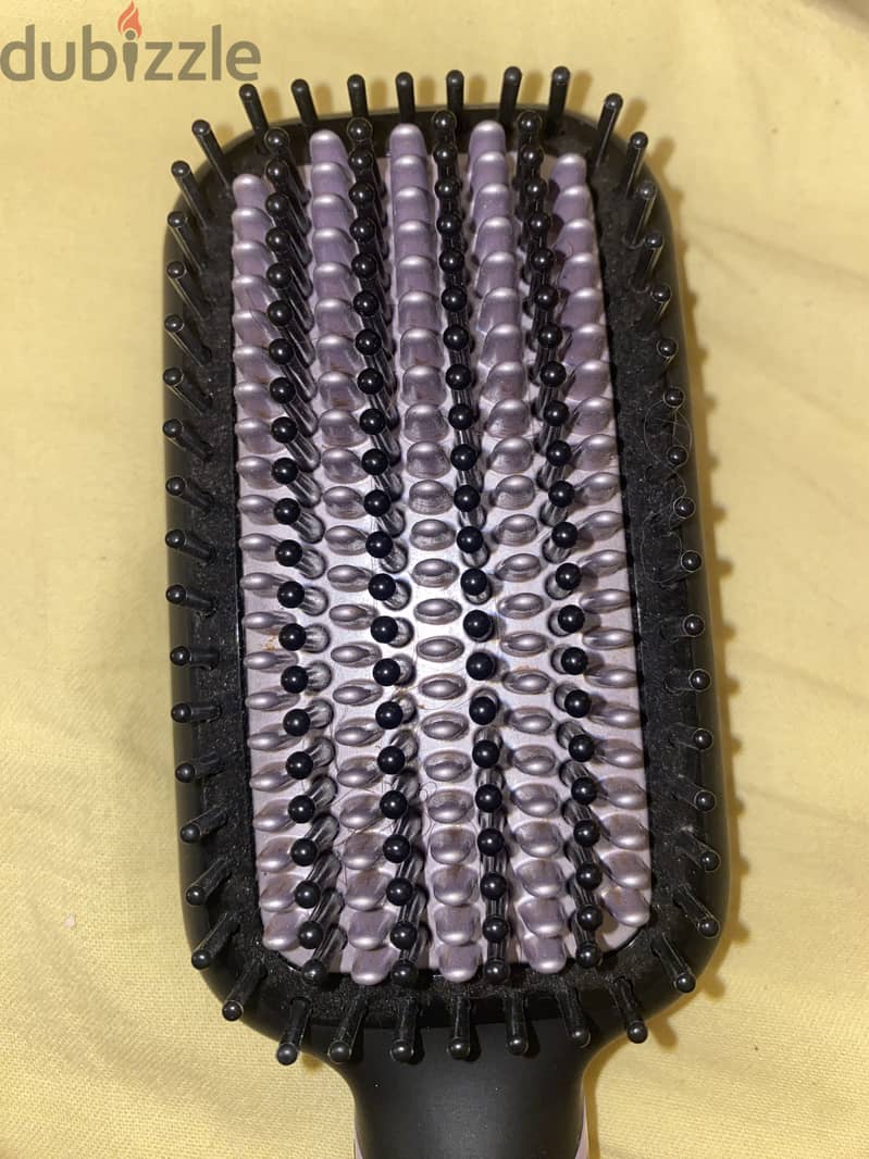 Phillips hot brush 8