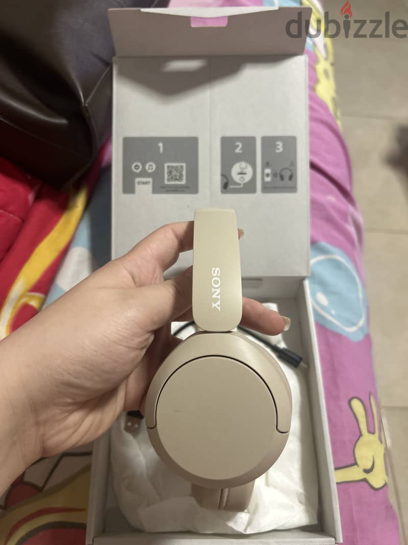 Headset for sale 3
