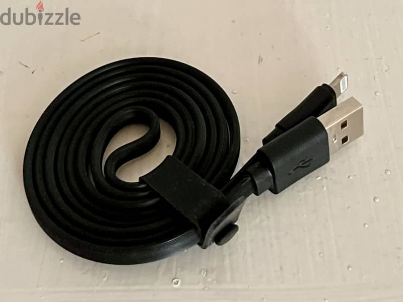 New Oraimo iPhone / iPad USB-A to Lightning Charging Cable 1