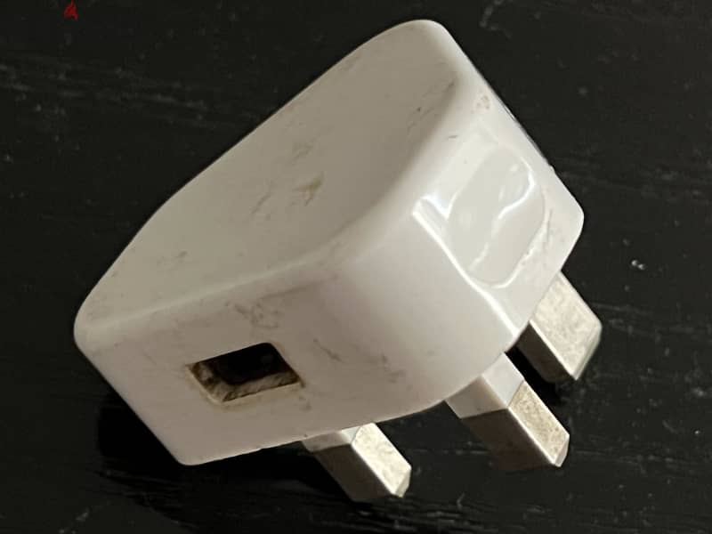 Original Apple USB Power Adapter for iPhone / iPad (A1399) 2