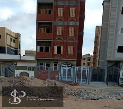 منزل بالحي 15 مساحة 209 متر بالعاشر من رمضان