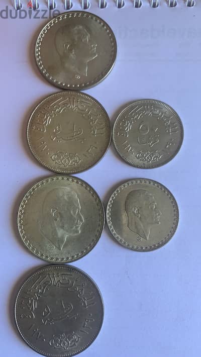 عملات فضيه