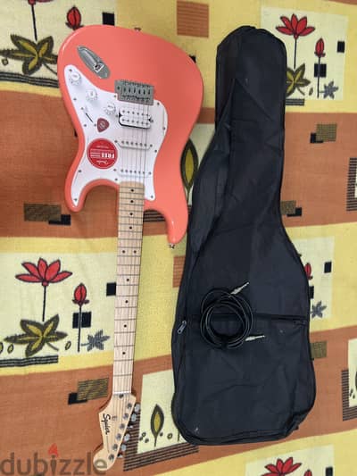 Electric guitar squier stratocaster