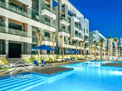 Finished apartment, near-term delivery, 174 sqm, featuring a garden and an open view of the landscape. Located in the heart of New Cairo, within the G Finished apartment, near-term delivery, 174 sqm, featuring a garden and an open view of the landscape. Located in the heart of New Cairo, within the G