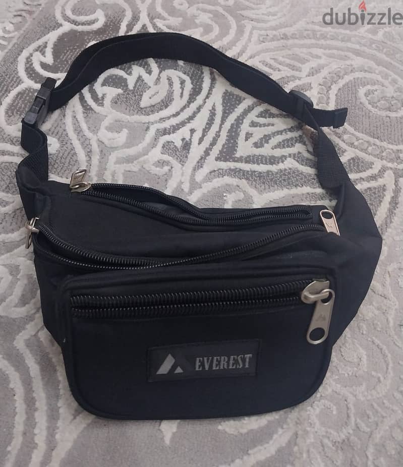 Original everest fanny pack 1