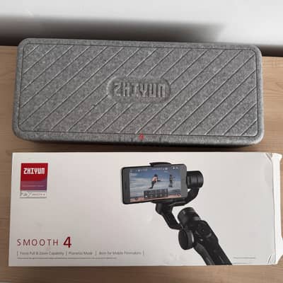 Smartphone Gimbal Smooth 4 ZHIYUN