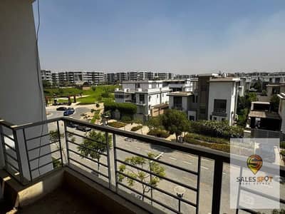 Less than half price (54% discount) Studio apartment for sale in front of Cairo Airport in Taj City compound
