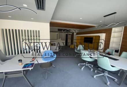 مكتب اداري للبيع بموقع و مساحة مميزة في التجمع Azad Business Lounge 5th settlement