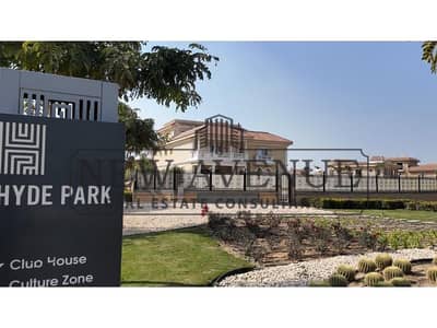 Villa Ready to move with Down payment & installments Prime location direct on the Landscape -  Hyde Park New Cairo