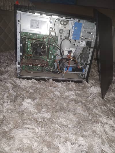 كمبيوتر dell optiplex 3020-i5 جيل رابع-amd firepro v4900-12gb ddr3 ram