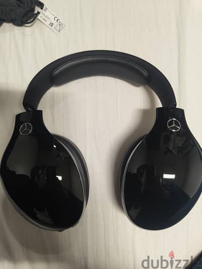 Mercedes Benz Headset
