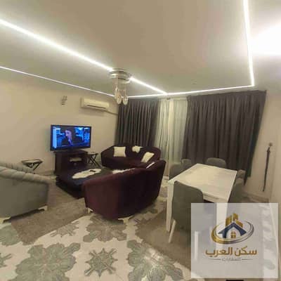 شقه مفروشه فندقيه 155م مكيفه معقمه انترنت بجوار سيتي ستار اي مده(مالك)