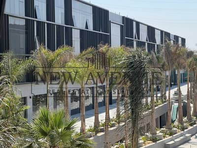 فرصة إعادة بيع مكتب في ليك فيو فيو ذا درايف 130 متر مربع