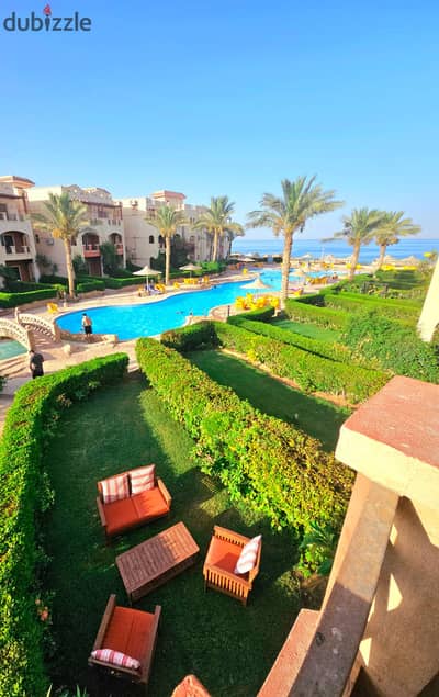 Villa with a view of the sea and swimming pool at La Sirena Resort in Ain Sokhna on Al-Zaafrana Road