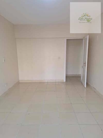 فررصه للايجار بالرحاب شقه 99م بجوار مول افينوا
