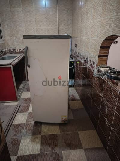 ثلاجة ايديال ١١ قدم